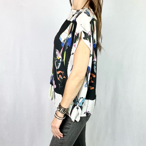 ISLE by MELIS KOGAN | 🌸 Multi-Color Abstract Floral Square Boxy Blouse Top - Picture 12 of 12